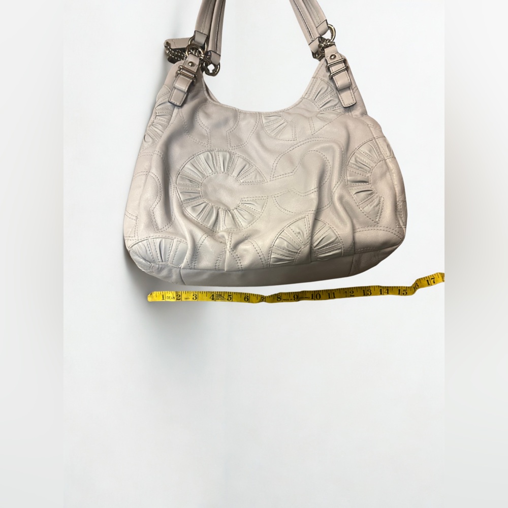 Coach Classic Leather Purse – Retired Style – Clean & Chic Light Gray - Picture 9 of 12